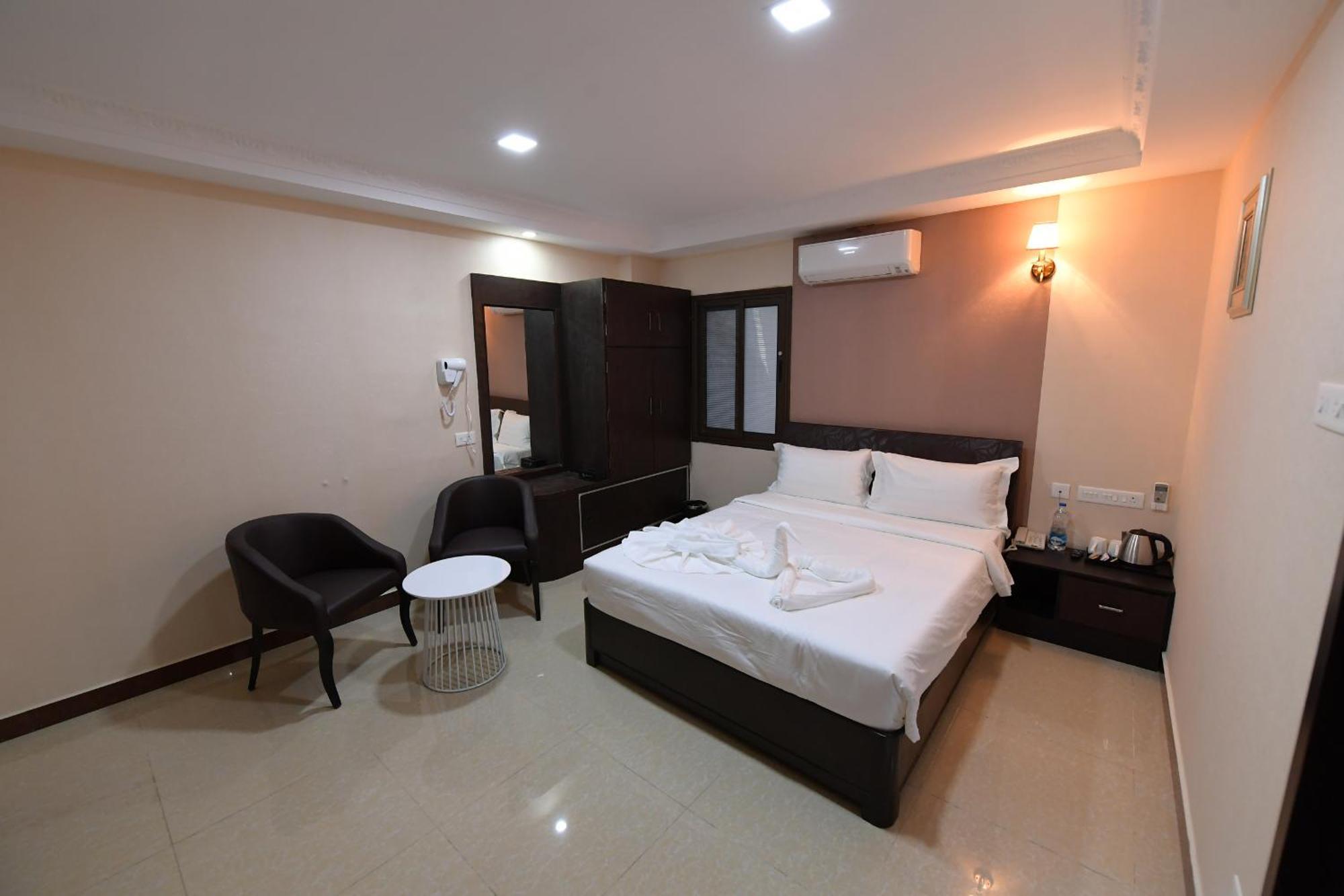 Coastal Grand Hotel Sampath Tiruchirappalli 외부 사진