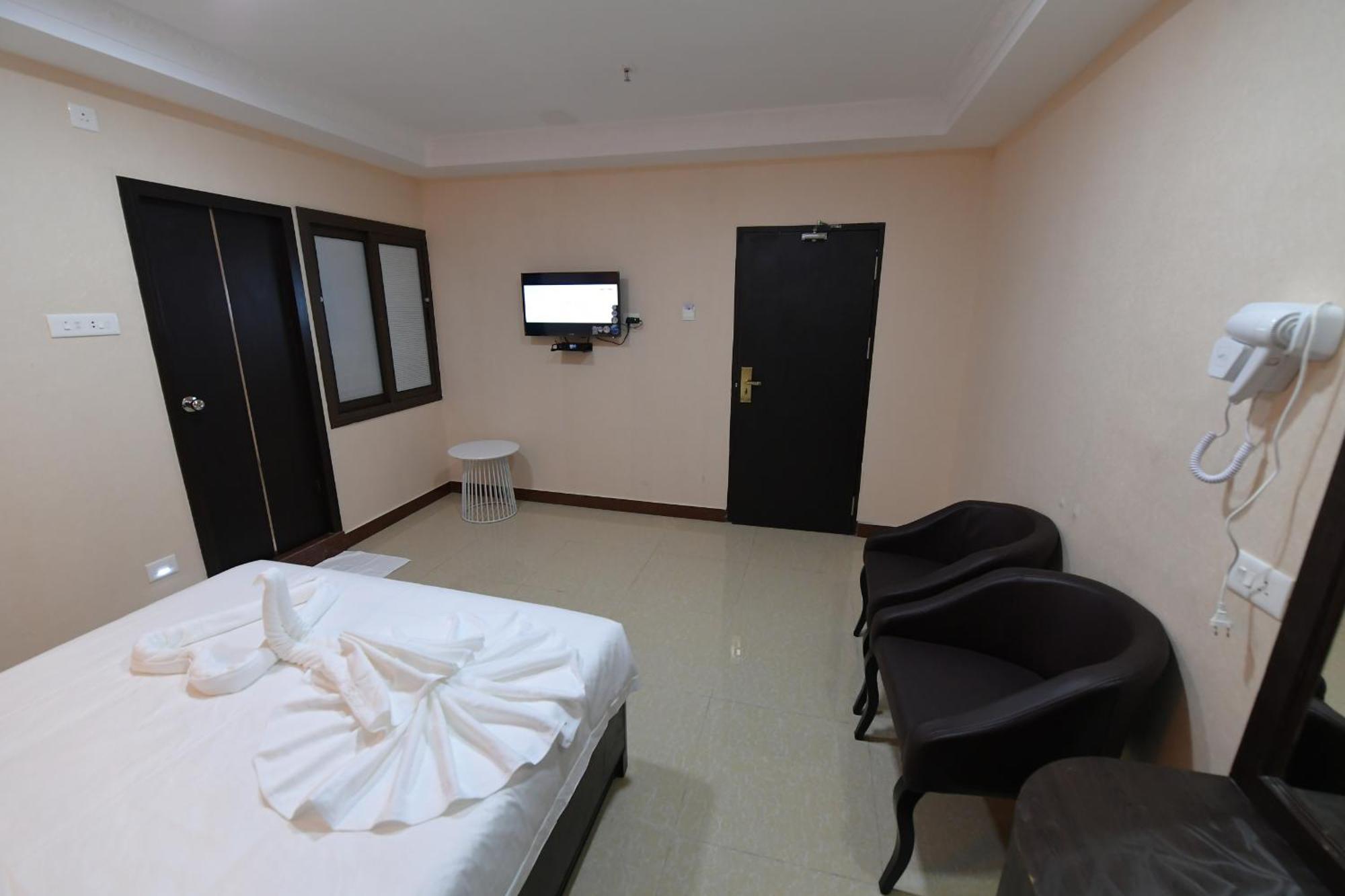 Coastal Grand Hotel Sampath Tiruchirappalli 외부 사진