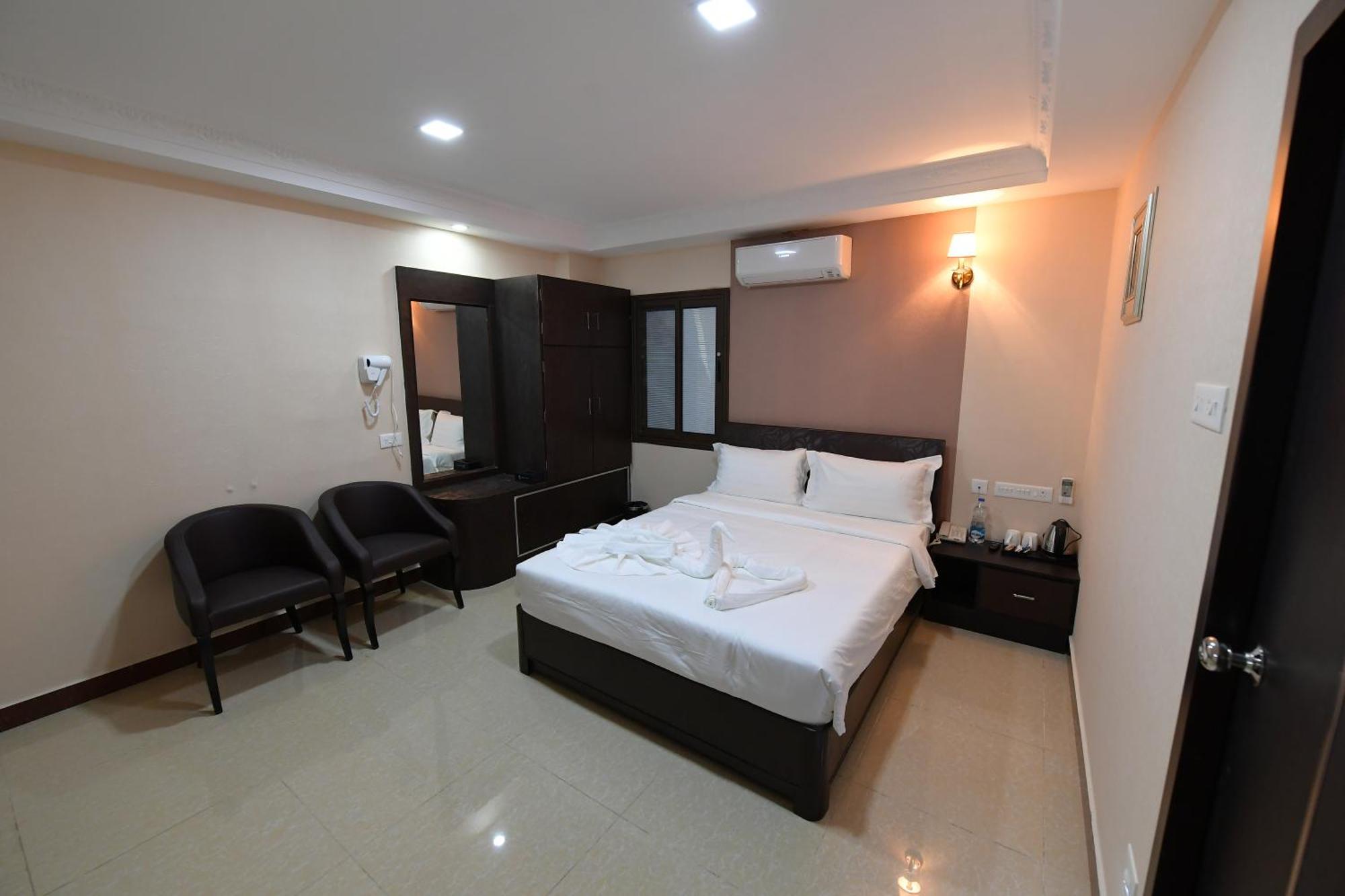 Coastal Grand Hotel Sampath Tiruchirappalli 외부 사진